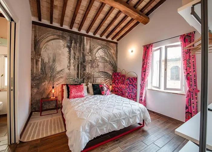 The Secret Nest In Apartman *