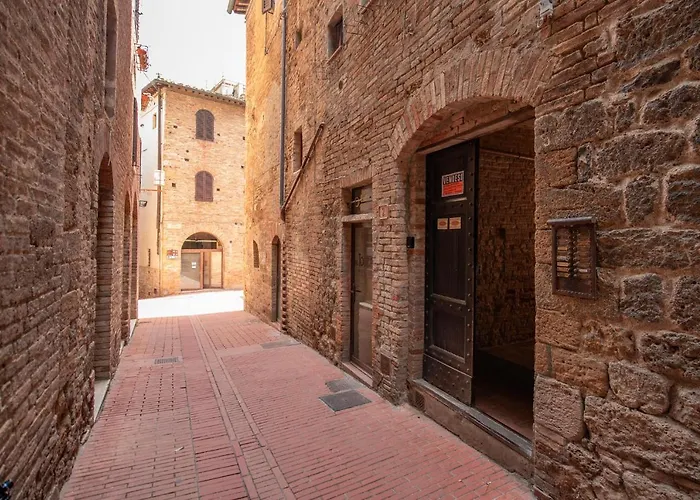 The Secret Nest In * San Gimignano